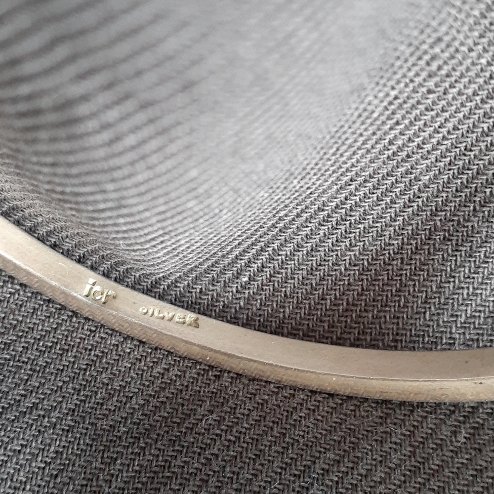 Icr Silver Square Shaped Cuff Bangle Bracelet. - image 5